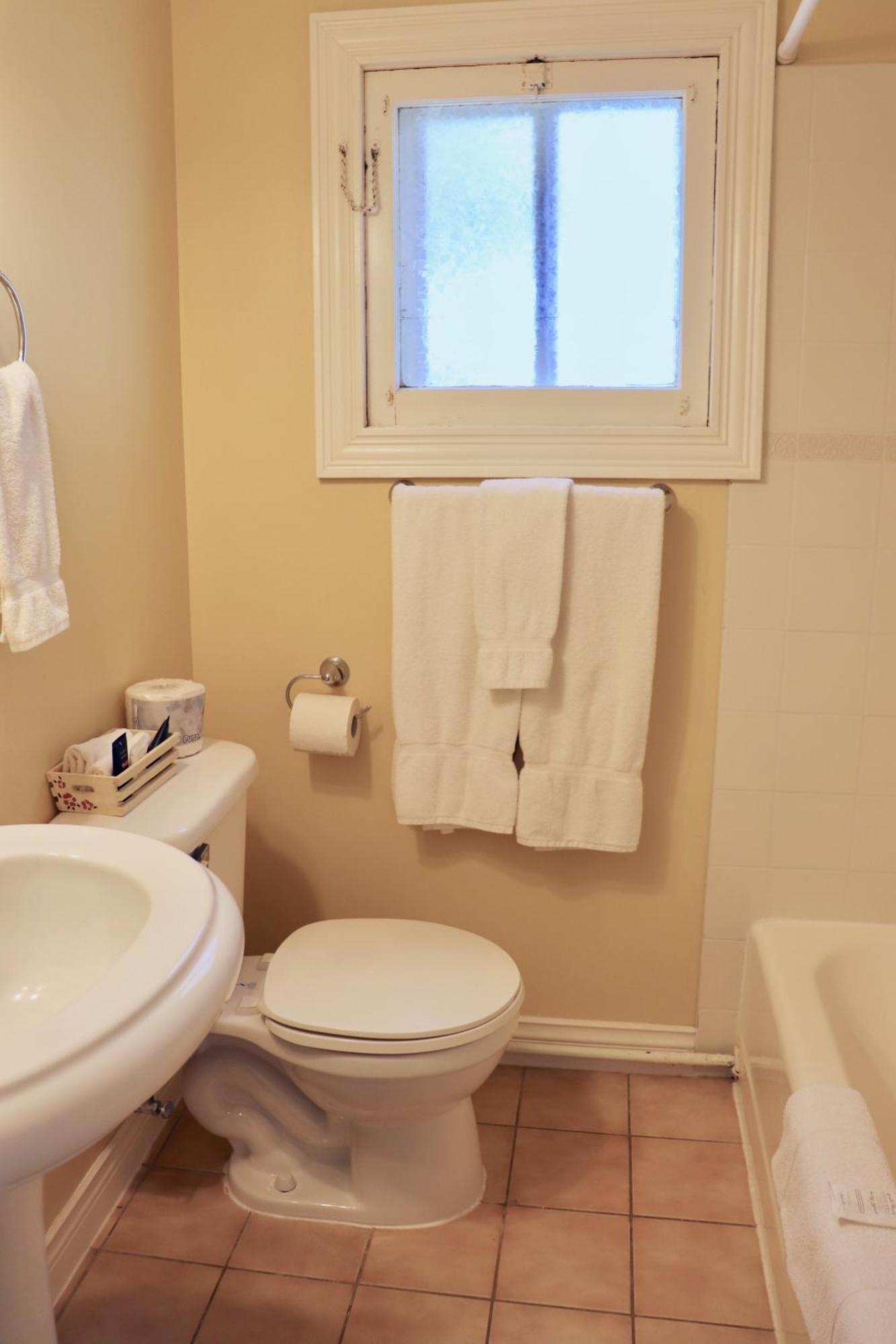 Shining Waters Country Inn Cavendish Extérieur photo