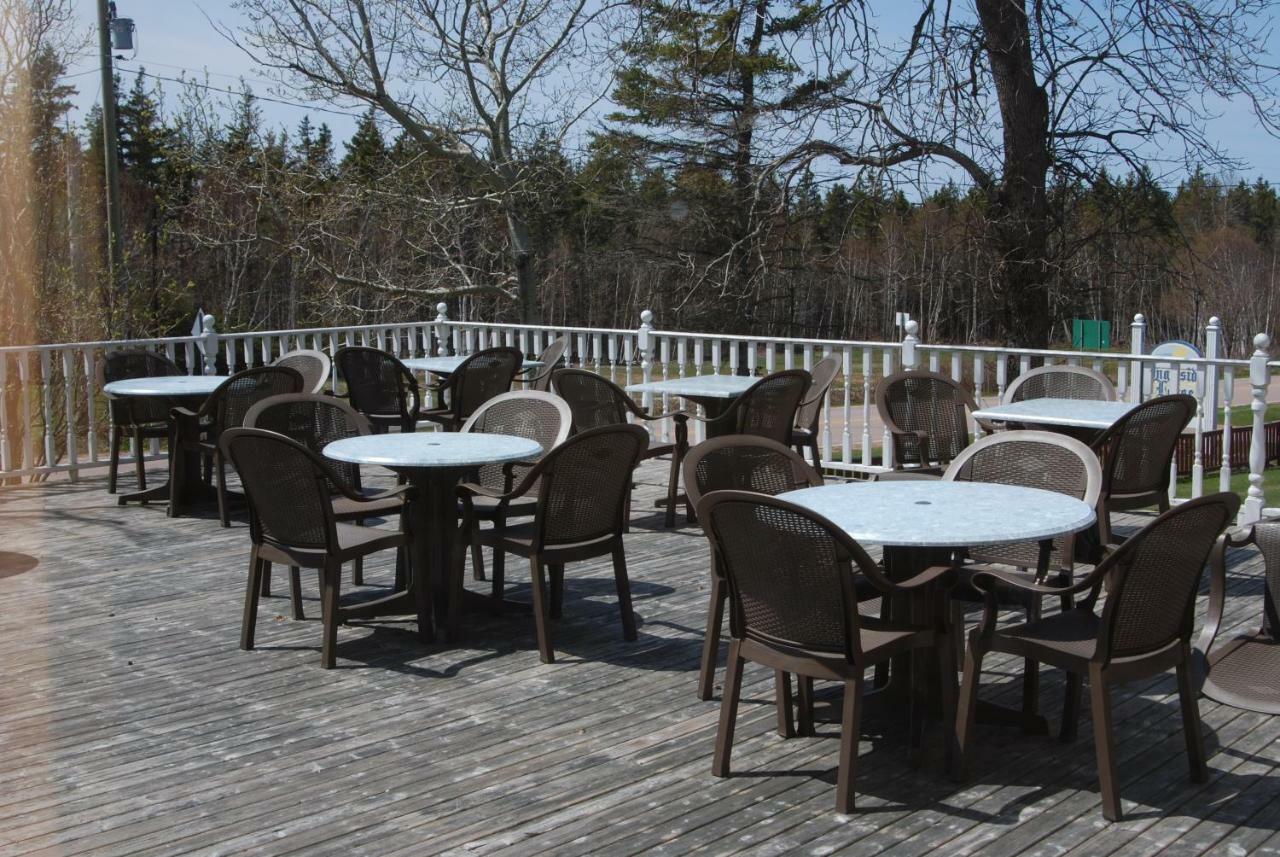 Shining Waters Country Inn Cavendish Extérieur photo